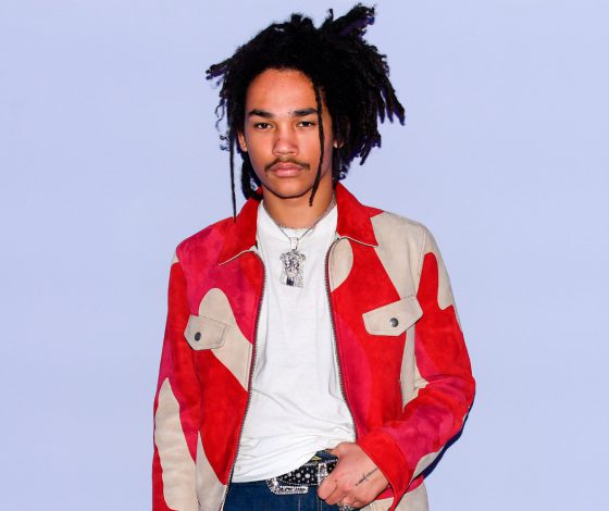 За что на Луку Саббата подают в суд? Он плохо инфлюэнсил!