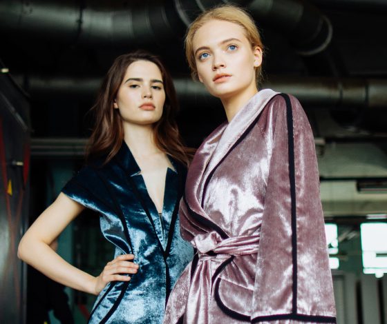 Платья и костюмы для новогодних вечеринок