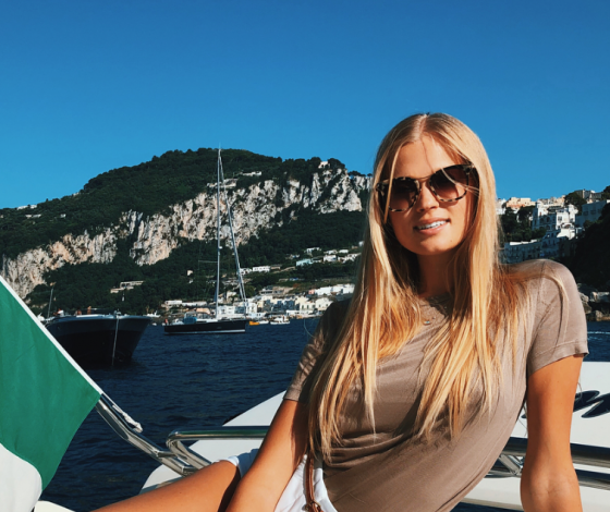 Русская модель Victoria’s Secret вышла замуж за миллионера и родила от него ребёнка!