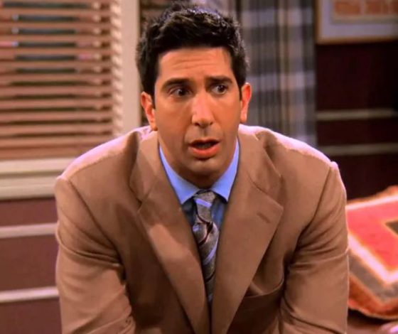 Дэвид Швиммер снимется в порно-«Друзьях»? Что?!