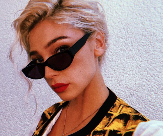 Новый хит: Настя Ивлеева выпустила песню!