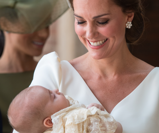 На кого как две капли воды похож принц Луи?