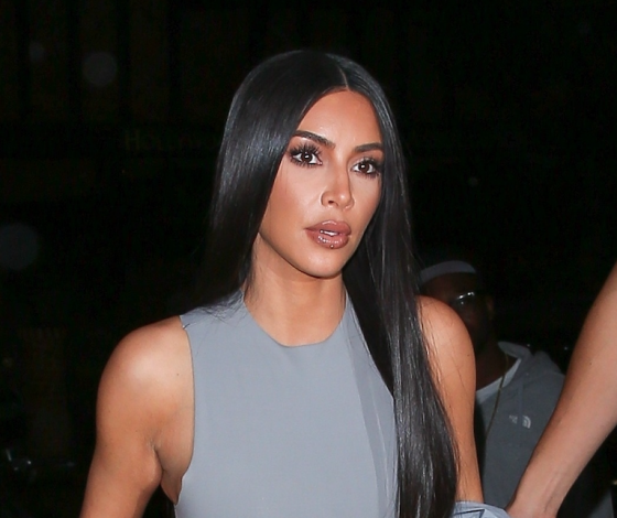 Идеальная Ким на вечеринке в Лос-Анджелесе