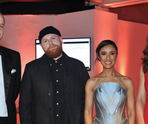 Какие платья! Меган Маркл и Кейт Миддлтон с супругами на закрытом приеме