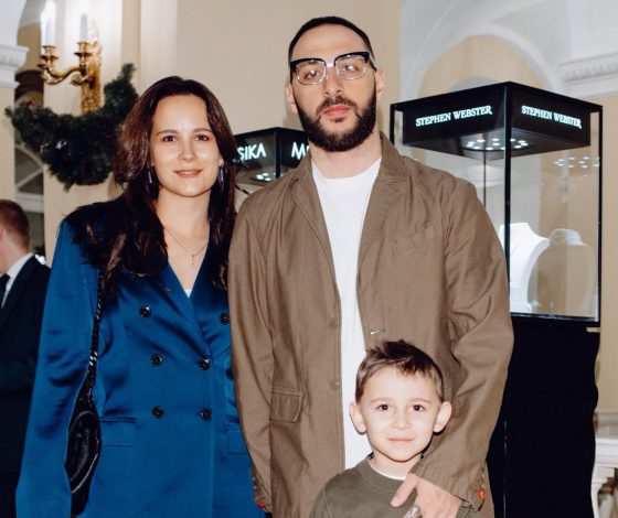 L'one с семьей, Мартин и Алла-Виктория Киркоровы на елке ЦУМ и Малого театра 