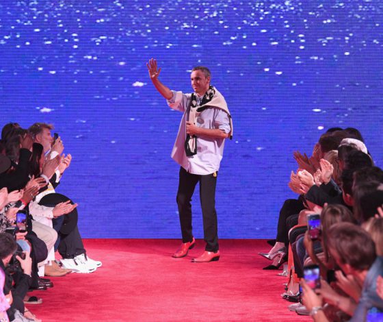 Цифра дня: дипломную коллекцию мебели Рафа Симонса выставили на продажу за 100 тысяч долларов