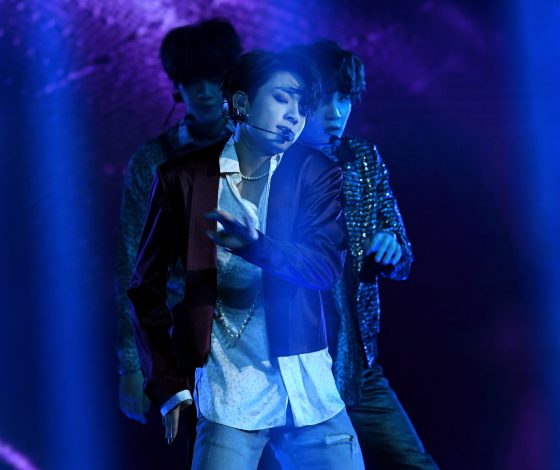 Блюдут нравственность: в Махачкале запретили фильм о группе BTS