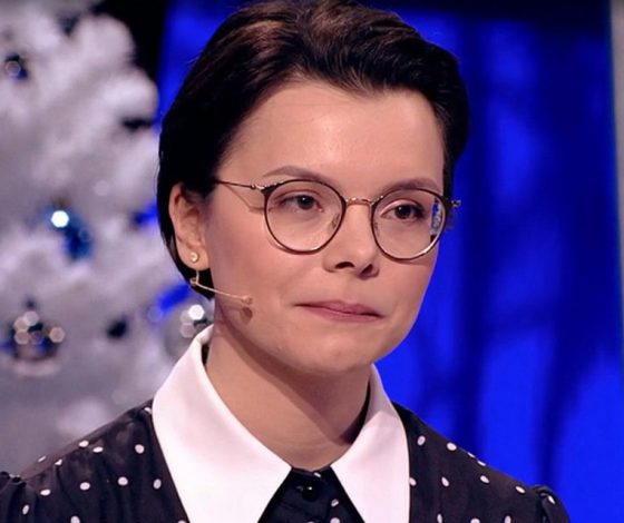 «Вы себя так старите»: жену Евгения Петросяна Татьяну Брухунову снова захейтили за стиль в одежде