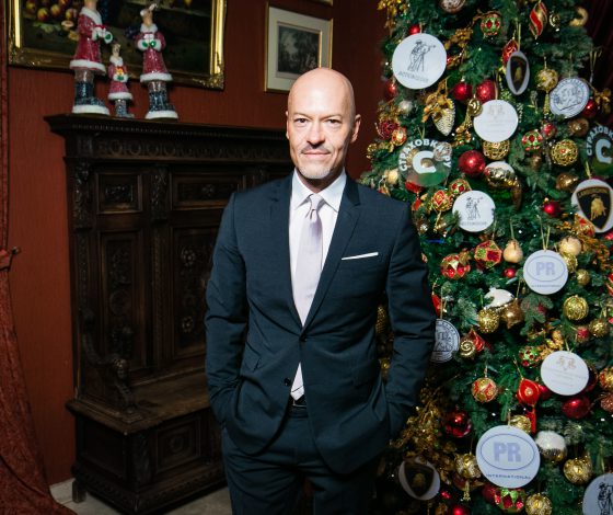 Федор Бондарчук, Ксения Собчак и Константин Хабенский на благотворительном вечере Action! 2018