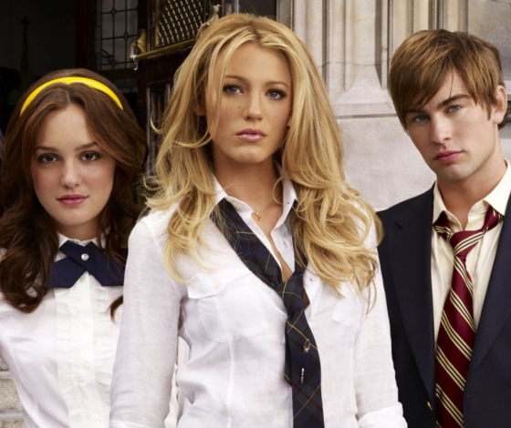 Что происходит? Блейк Лайвли снова в образе Серены из «Сплетницы»!