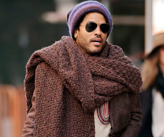 Как носить шарф этой зимой?