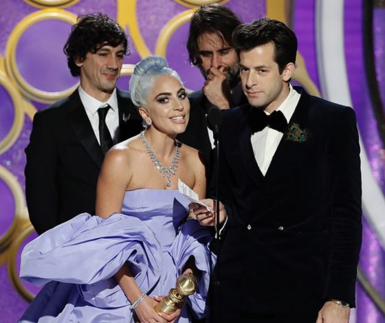 Бургер и слезы: все о Леди Гаге на «Золотом глобусе»