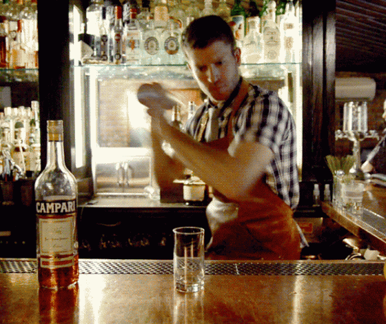 В международный день бармена! Как познакомиться с ним на работе?
