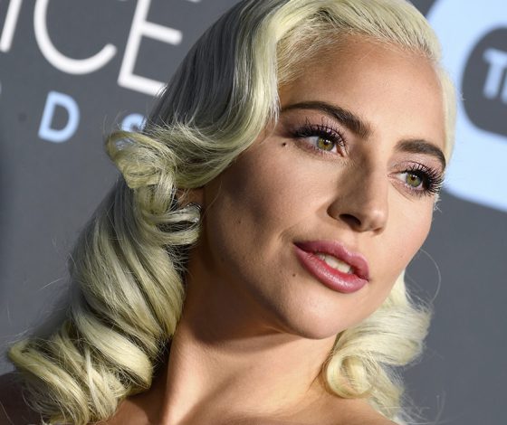 Идея для вечерней укладки: как повторить прическу Леди Гаги?