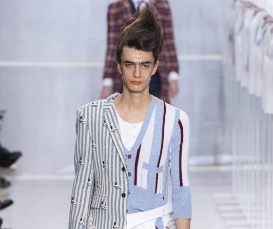 Гена Малинин в ОЧЕНЬ эпатажном образе на шоу Thom Browne в Париже