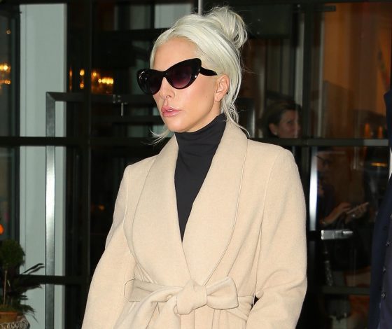 Хотим такое пальто! Новый выход Леди Гаги