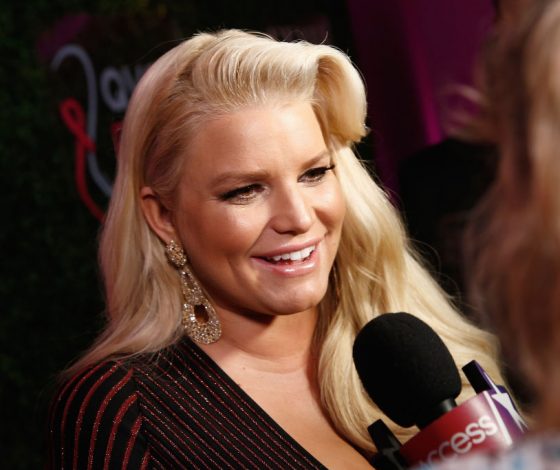 Поздравляем! Джессика Симпсон стала мамой в третий раз