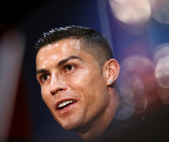 Вот это ярость! В Twitter обсуждают выходку Криштиану Роналду