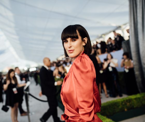 Любимый цвет голливудских стилистов. Смотри фото!