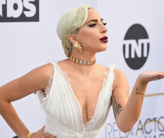 10 лучших платьев SAG Awards (да, здесь снова Леди Гага)