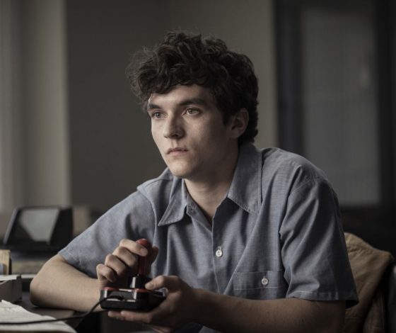 Это очень круто! Как открыть секретную концовку нового «Черного зеркала»?