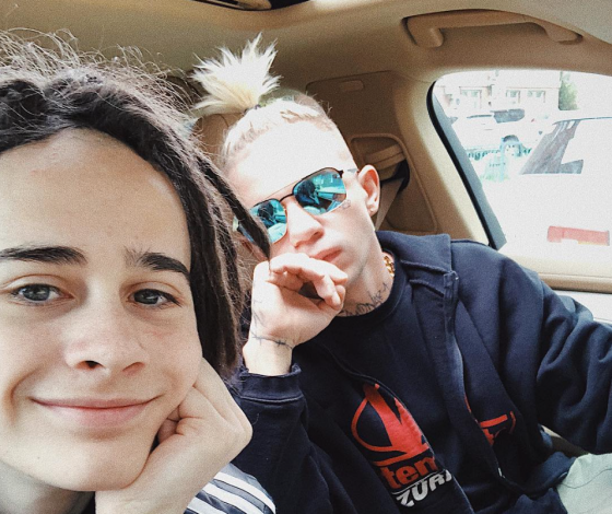 Как выглядит брат Элджея?