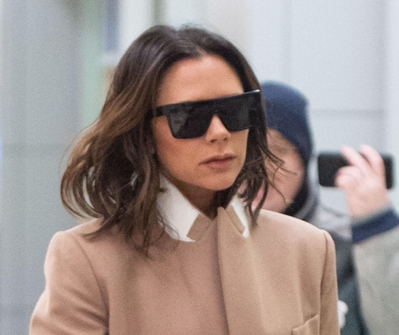 Всегда на стиле! Новый выход Виктории Бекхэм