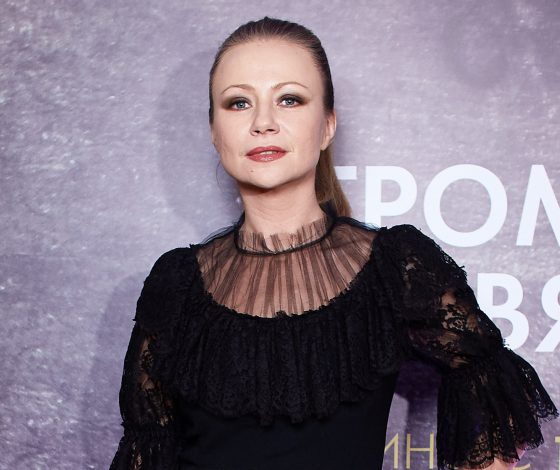 Мария Миронова, Анастасия Уколова, Максим Виторган и «Квартет И» на премьере фильма «Громкая связь»