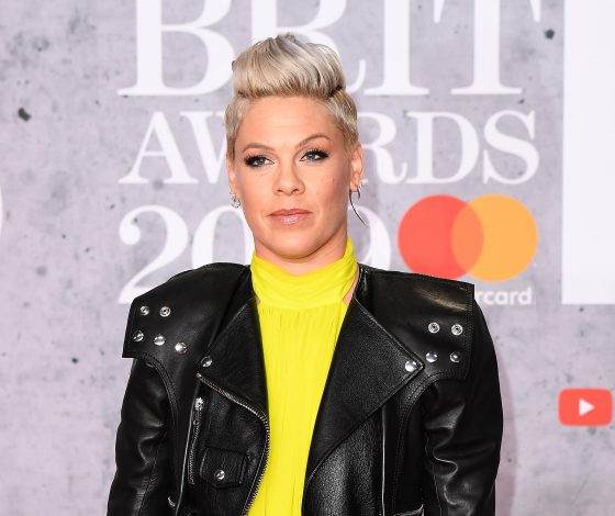 Пинк, Дуа Липа и Хью Джекман на премии BRIT Awards