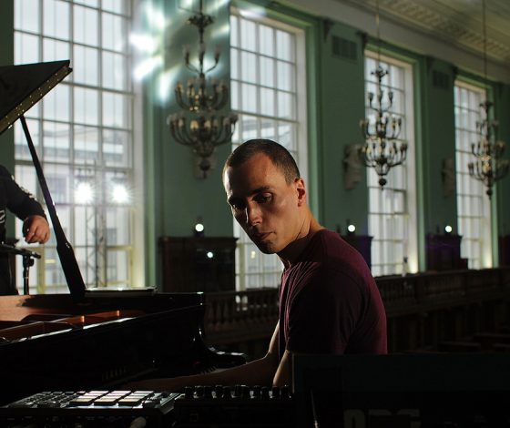 Самый необычный пианист мира выступит в Москве