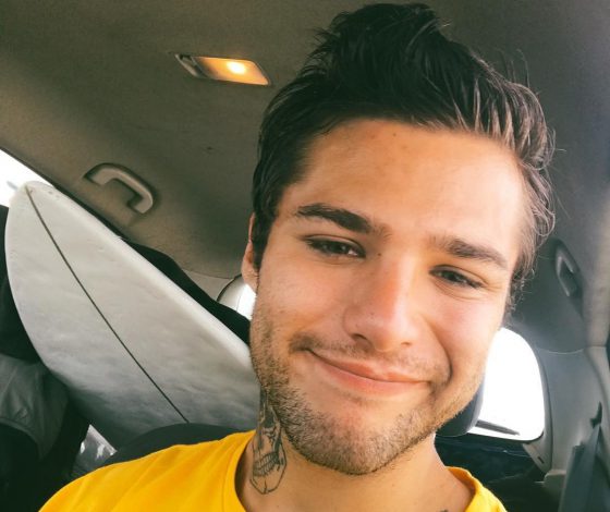 «Ищу девушку»: Рома Желудь устраивает личную жизнь в Instagram