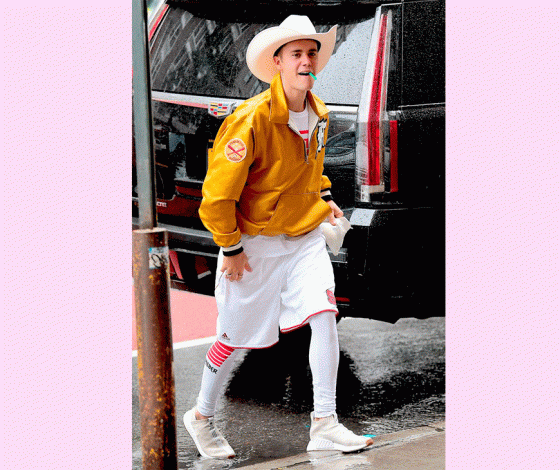 Джастину Биберу – 25! Вспоминаем самые безумные выходы певца