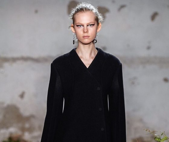 Неделя моды в Милане: Жоли Элиен на показе Jil Sander