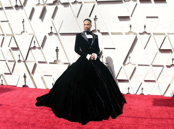 Самый трешовый выход на «Оскаре»: мужчина в платье!