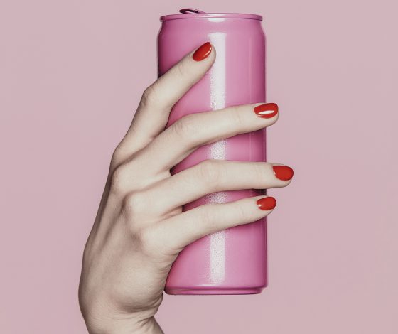 Где сделать маникюр за 800 рублей?