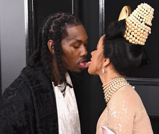 Психанула: Карди Би удалила аккаунт в Twitter из-за Оффсета