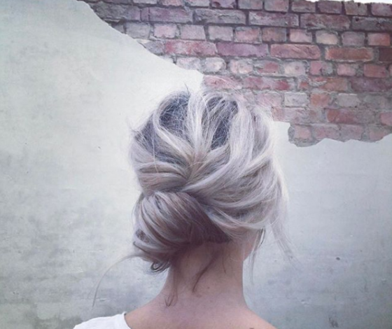 Пучок-банан: почему это самая популярная прическа?