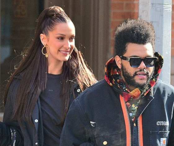 Это точно любовь. Только взгляни, как Белла смотрит на The Weeknd!