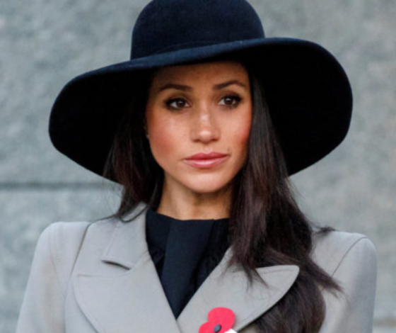 Тебе точно нужна такая! Юбка, вдохновленная Меган Маркл, стоит 2 тысячи рублей