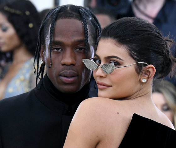 Романтический отпуск: Кайли Дженнер и Трэвиса Скотта заметили вместе