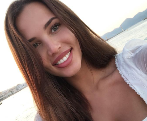 Больше не скрывает! Новое фото беременной Анастасии Решетовой