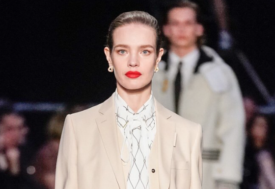 Неделя моды в Лондоне: Наталья Водянова и Ирина Шейк на Burberry