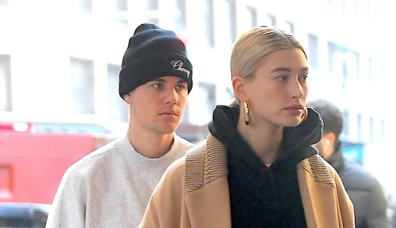 Поддерживает мужа! Новый выход Джастина и Хейли Бибер