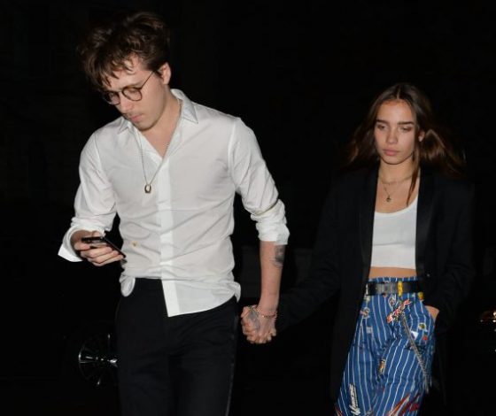 Копия Вики Бекхэм! Самые стильные выходы девушки Бруклина Ханы Кросс