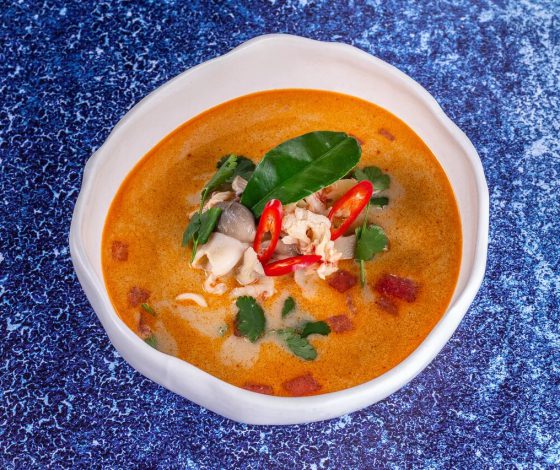 Ресторан Pink Mama: идеальные закуски под винишко и лучший том-ям, который ты пробовал