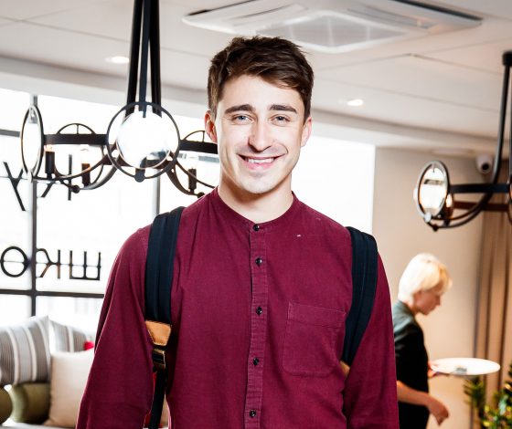 Артем Королев, Катерина Шпица и Вика Газинская на открытии курса «Нескучный ЗОЖ»