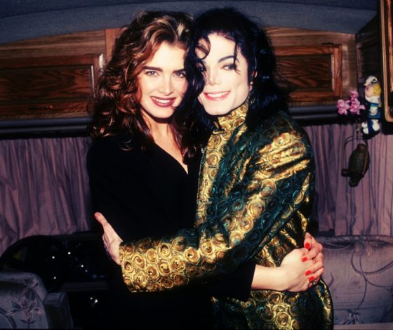 «Мы тусовались»: Брук Шилдс наконец рассказала, какие отношения связывали их с Майклом Джексоном