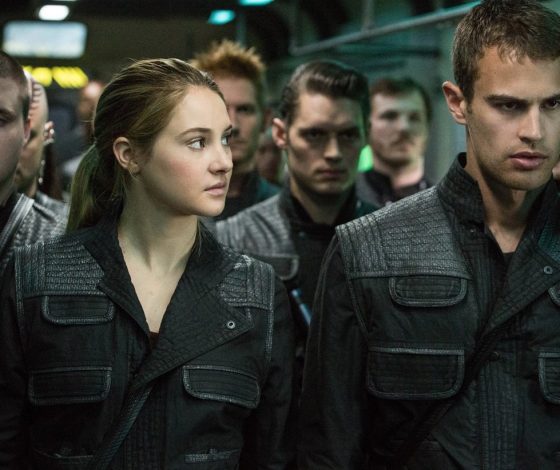 Звезда «Дивергента» Шейлин Вудли призналась, что теряла слух во время съемок фильма