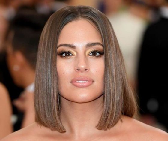 Горячо! Беременная Эшли Грэм в бикини