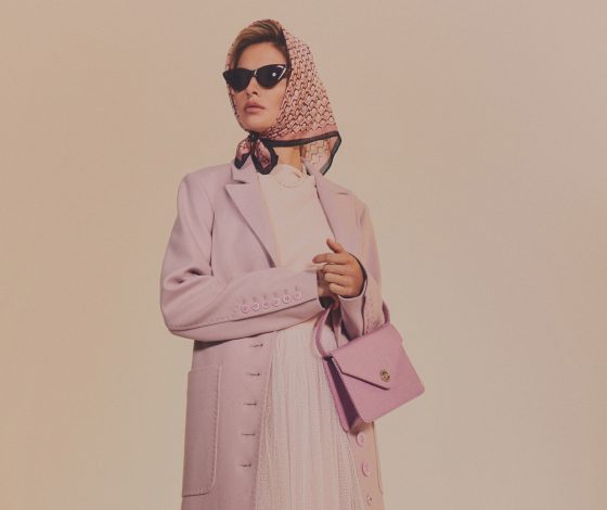 Классическое пальто, блузы, жакеты и Наталья Бардо в новой съемке DressOne